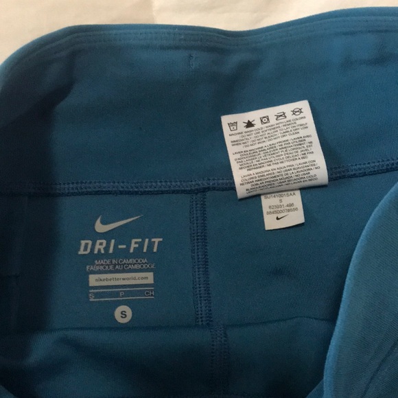 Nike Dri- Fit shorts - Picture 3 of 6